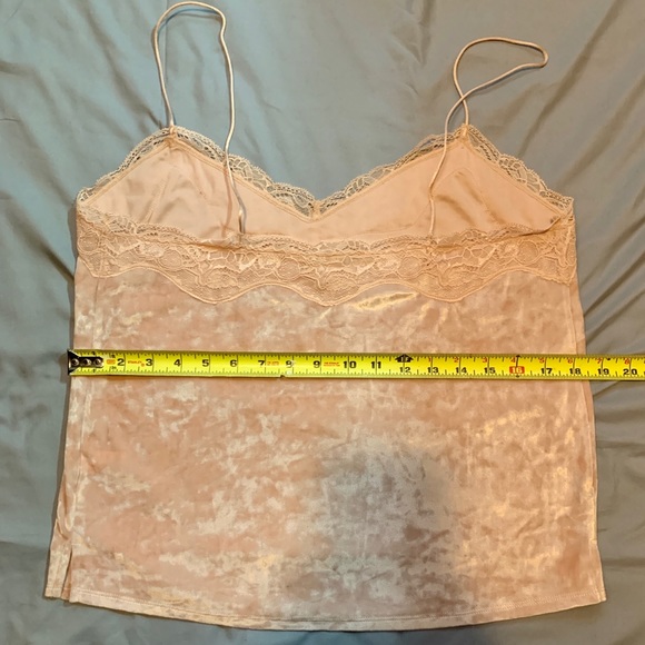 Velvet, lace v-neck camisole - Picture 4 of 6